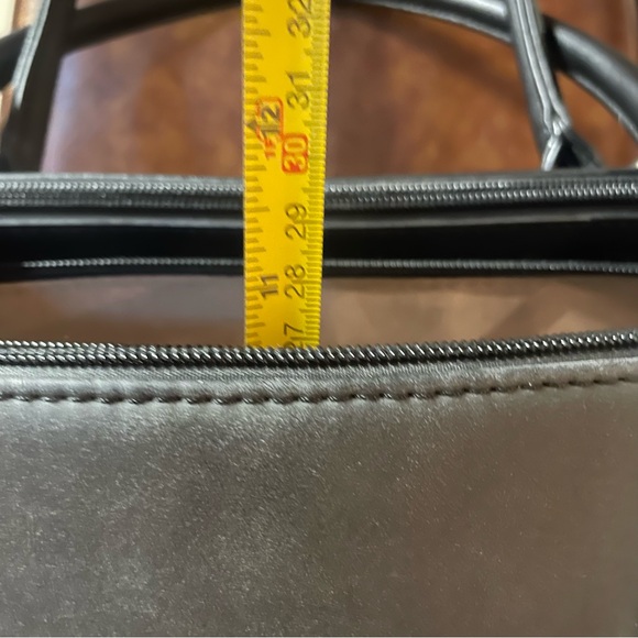 Beautiful work tote - Picture 13 of 16